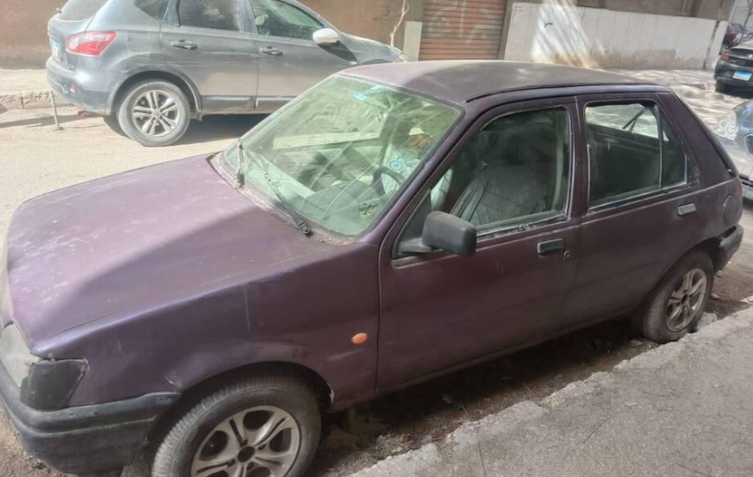 فورد فيستا 1996