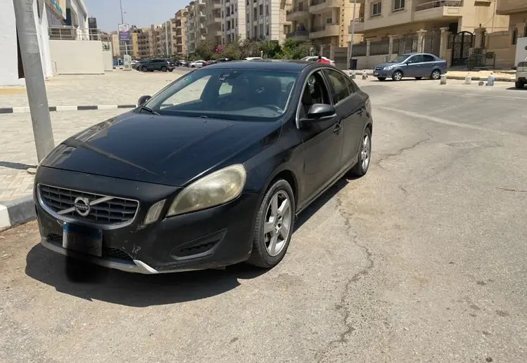 فولفو إس 60 2013