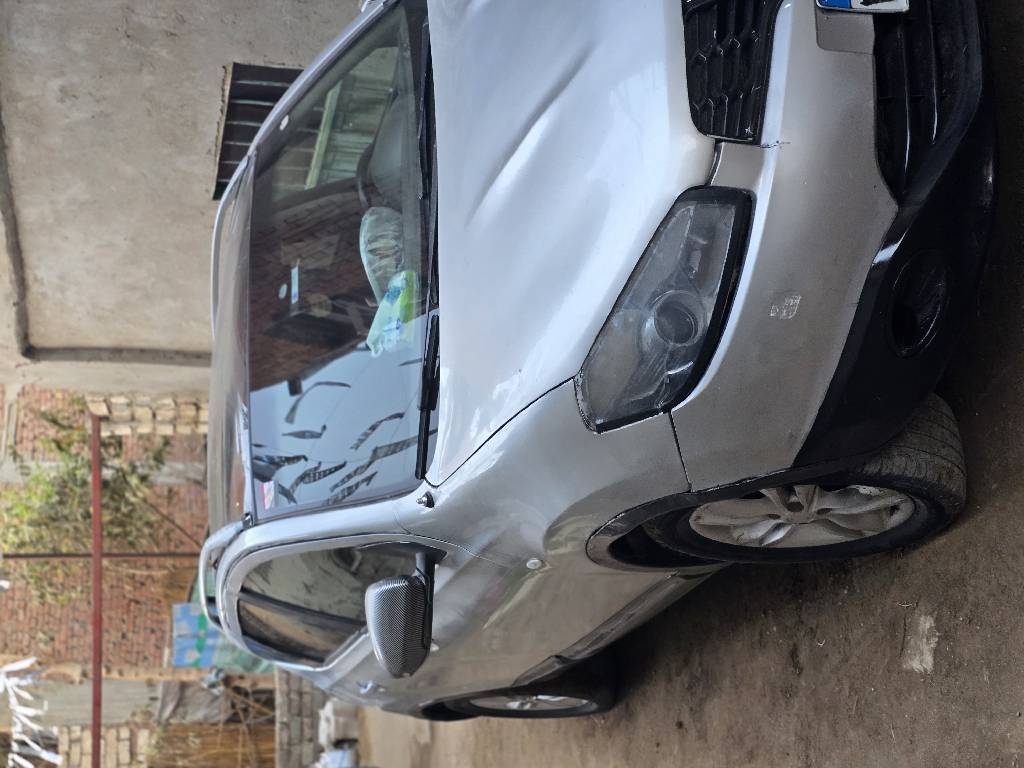 نيسان قشقاي 2012