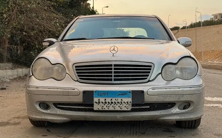 مرسيدس بنز C Class 2002