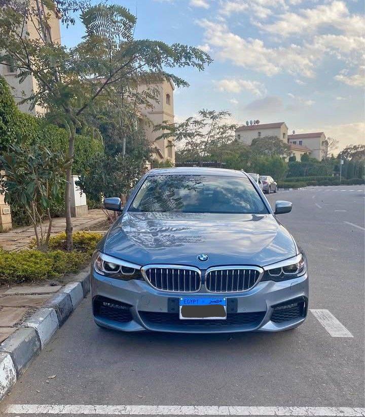 BMW 520i 2019luxury line