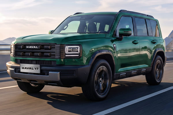 مواصفات وسعر بايك X55 e (BAIC X55e REEV) الهجينة ممتدة المدى أوتوماتيك موديل 2027 في مصر