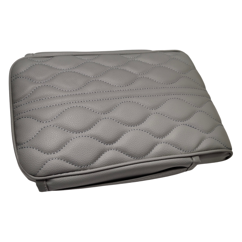 مخدع ذراع سيارة بجيوب جانبية – جلد صناعي رمادي – نقشة تموجات ناعمة - الصورة 2