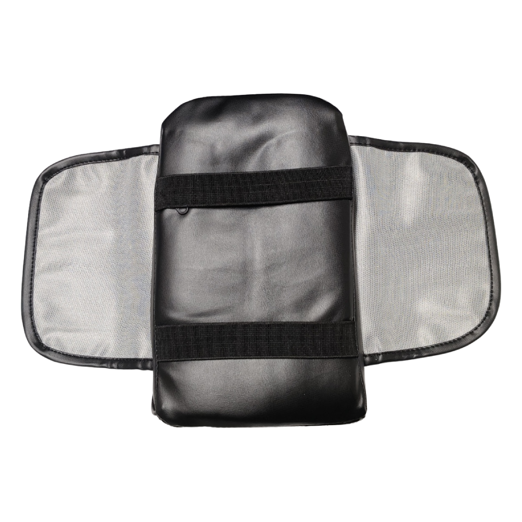 مخدع ذراع سيارة بجيوب جانبية – جلد صناعي أسود – نقشة مكعبات ثلاثية الأبعاد - الصورة 2