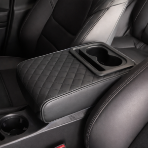 مخدع يد للسيارة مع حامل أكواب مزدوج – جلد مبطن أسود