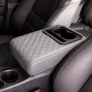 مخدع يد للسيارة مع حامل أكواب ومنظم أغراض – جلد مبطن فاخر رمادي